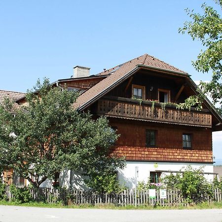 Biohof Sauschneider Apartment Санкт Маргаретен им Лунгау Екстериор снимка
